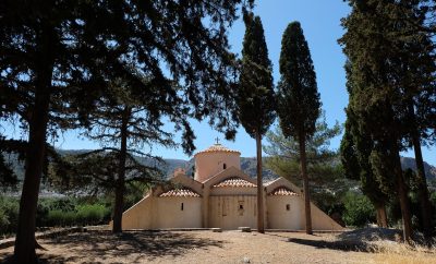 Cultural Immersion in Crete: Museums, Festivals, and Historical Sites