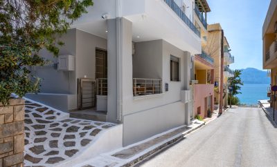 Kitron Blue Seaside Luxury Apartment